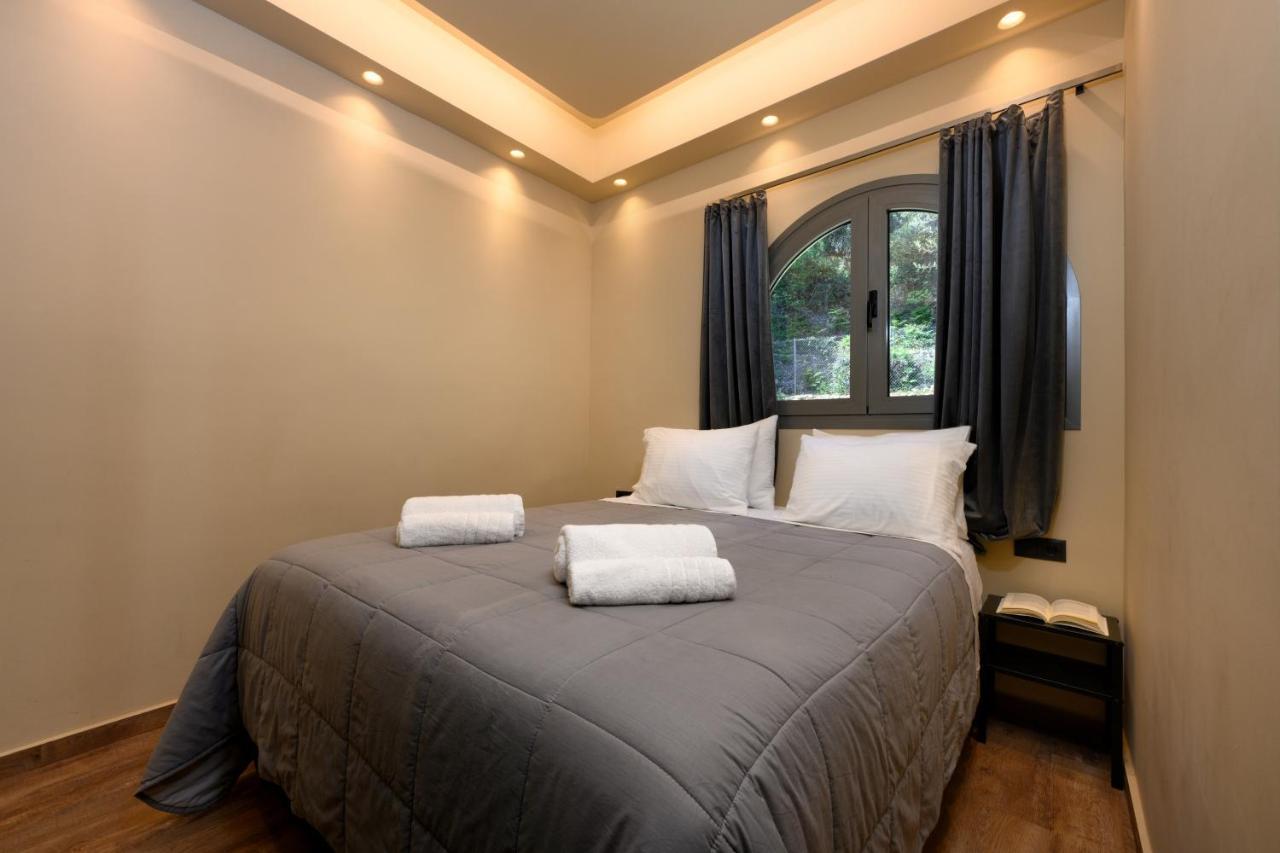 Seven Keys Luxury Suites Achílleion Exteriér fotografie