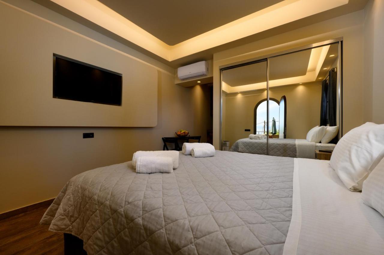 Seven Keys Luxury Suites Achílleion Exteriér fotografie